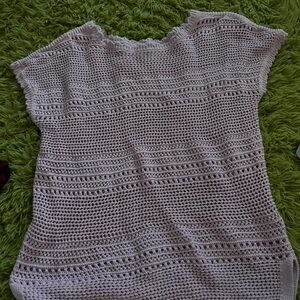 Lilac purple short sleeve sweater! Listed as xs but could fit small or medium.